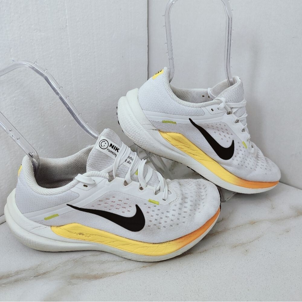 Nike Women's Zoom Winflo 10 White Citron Pulse Running Shoes Sneakers, Sz 7.5 - Picture 2 of 16